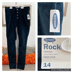❣️🆕Old Navy Rockstar Black Ivy High Rise Velvet Jeggings❣️